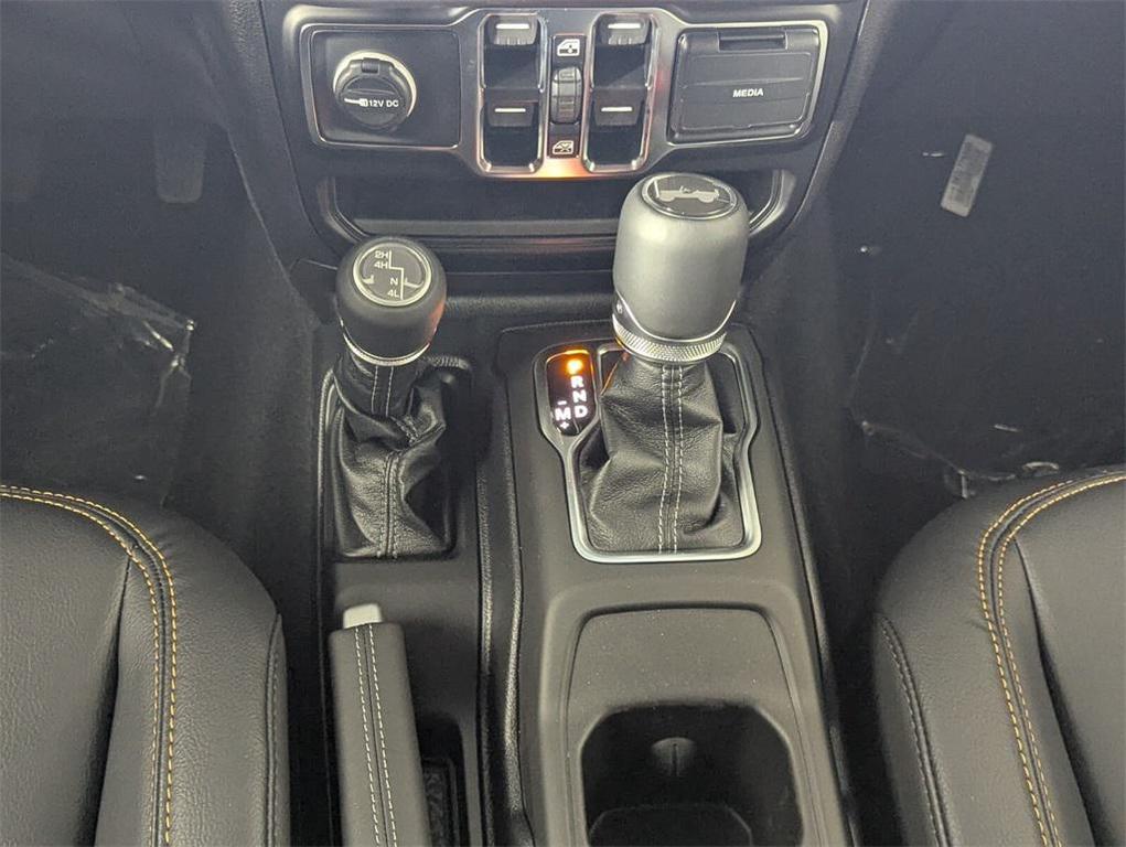 new 2025 Jeep Wrangler car, priced at $43,813