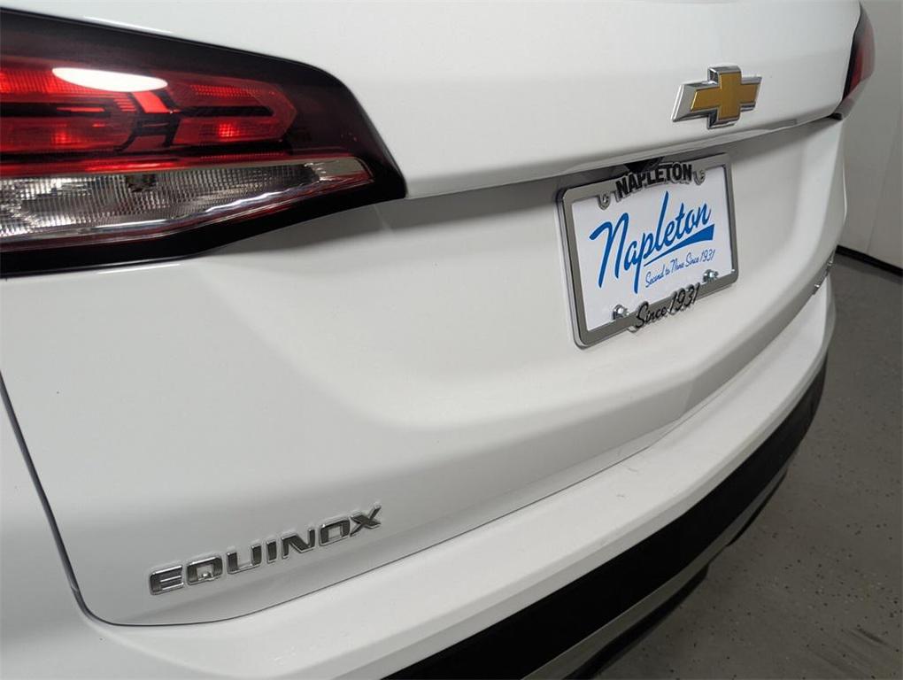 used 2024 Chevrolet Equinox car, priced at $21,988