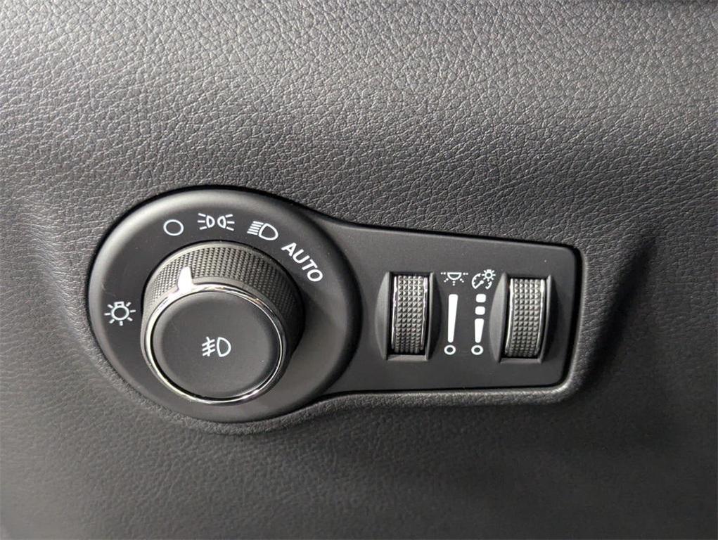 new 2026 Jeep Compass car, priced at $32,578