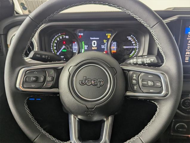 new 2025 Jeep Wrangler 4xe car