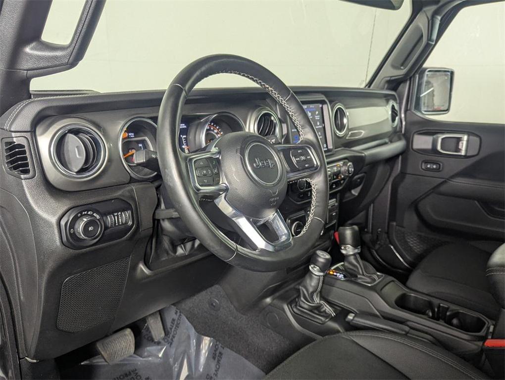 used 2022 Jeep Wrangler Unlimited car, priced at $33,988
