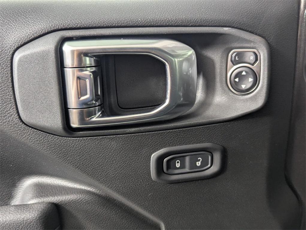 new 2026 Jeep Wrangler car, priced at $47,256