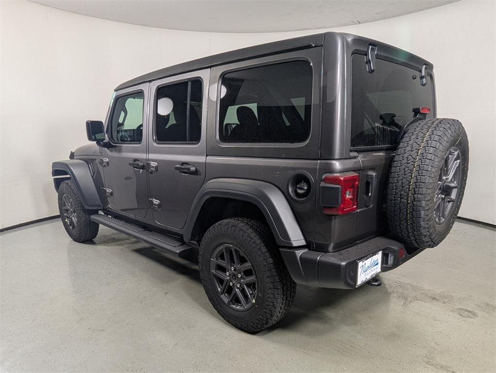 new 2026 Jeep Wrangler car, priced at $47,256