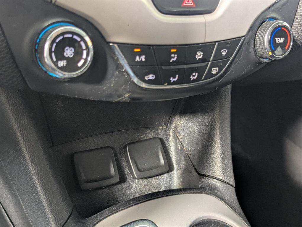 used 2017 Chevrolet Cruze car, priced at $1,992