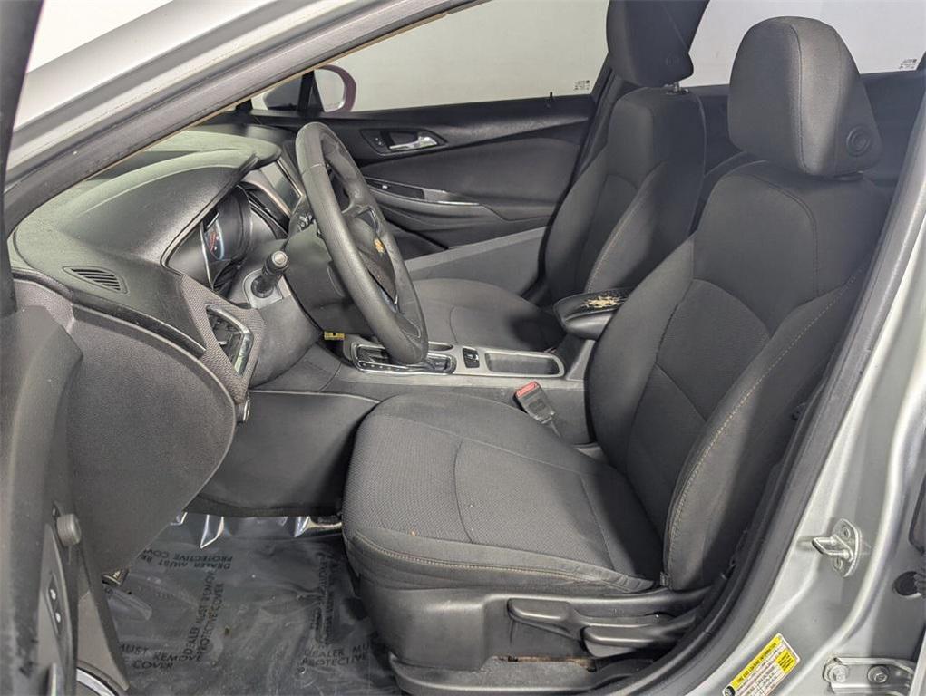used 2017 Chevrolet Cruze car, priced at $1,992