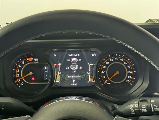 new 2025 Jeep Wrangler car, priced at $48,796