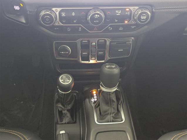 new 2025 Jeep Wrangler car, priced at $48,796