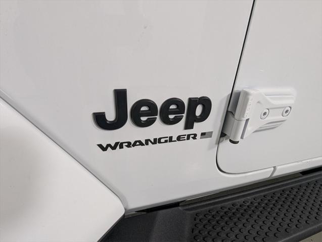 new 2025 Jeep Wrangler car, priced at $48,796
