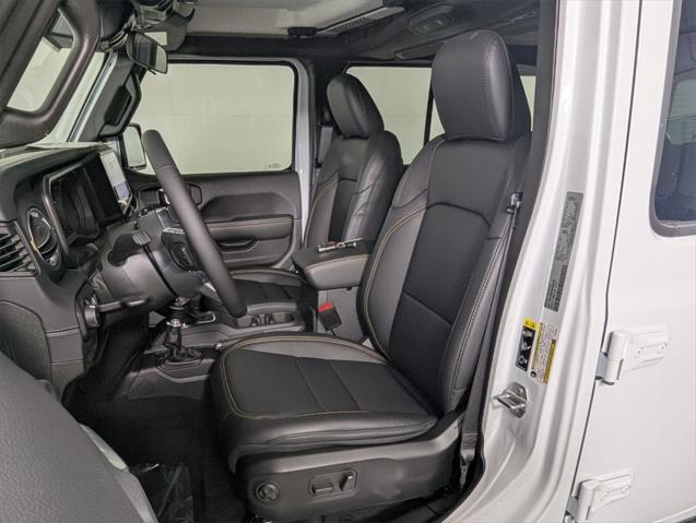 new 2025 Jeep Wrangler car, priced at $48,796