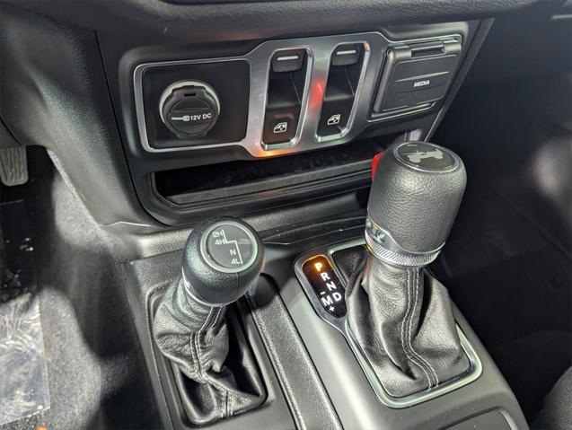new 2025 Jeep Wrangler car, priced at $38,366