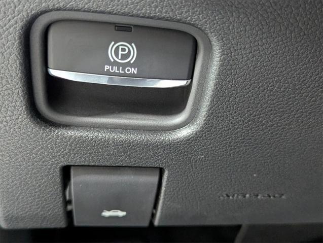 new 2024 Jeep Grand Cherokee car, priced at $39,175