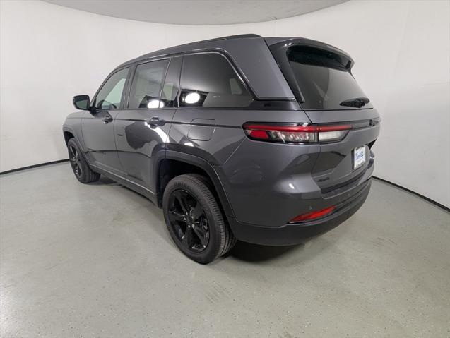 new 2024 Jeep Grand Cherokee car, priced at $39,175