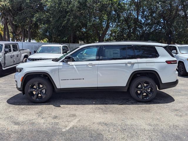 new 2024 Jeep Grand Cherokee L car, priced at $39,255