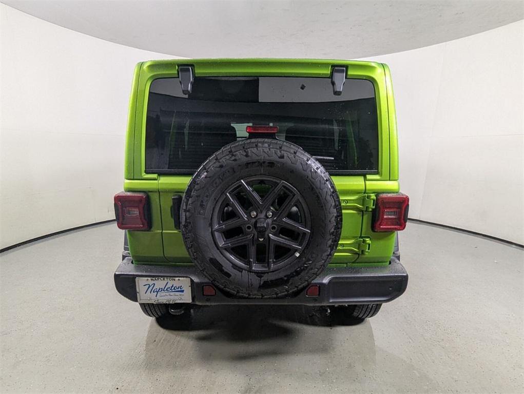 new 2025 Jeep Wrangler car, priced at $47,056