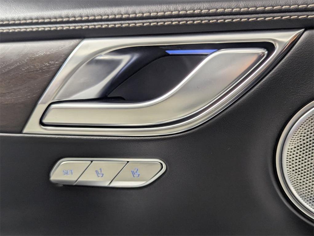 used 2021 Genesis GV80 car, priced at $29,988