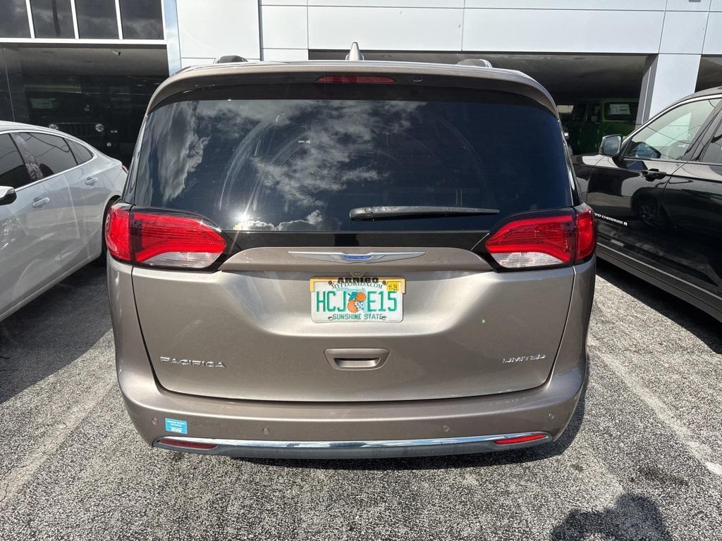 used 2018 Chrysler Pacifica car, priced at $16,988