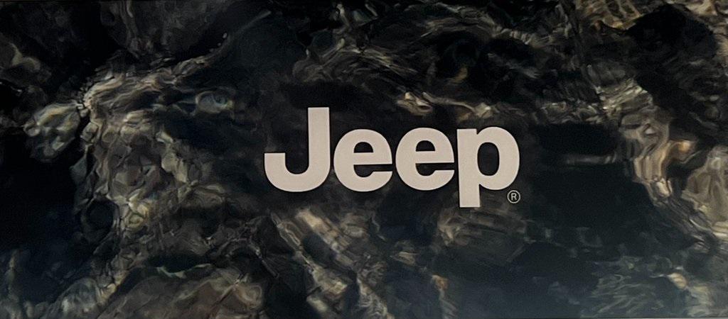 used 2018 Jeep Grand Cherokee car, priced at $20,000