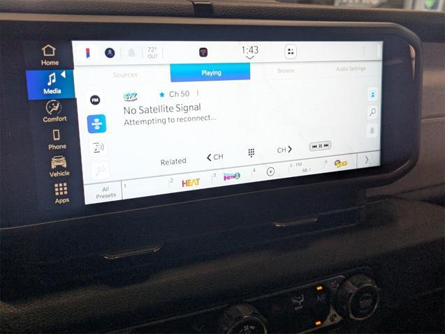 new 2025 Jeep Gladiator car, priced at $49,992