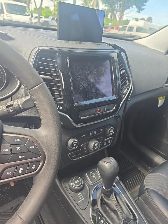 used 2022 Jeep Cherokee car, priced at $25,988