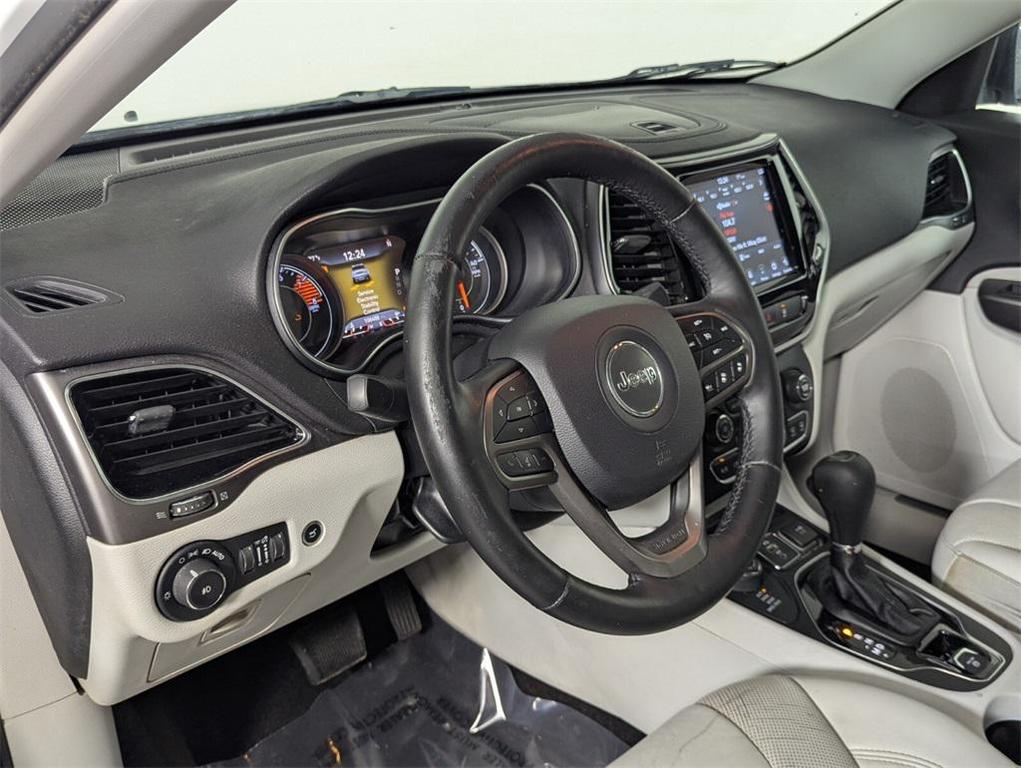 used 2019 Jeep Cherokee car, priced at $12,388