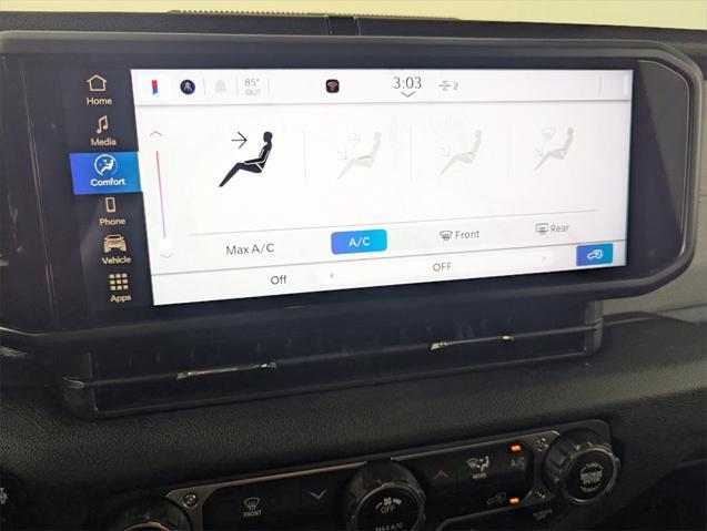 new 2025 Jeep Wrangler car, priced at $39,977