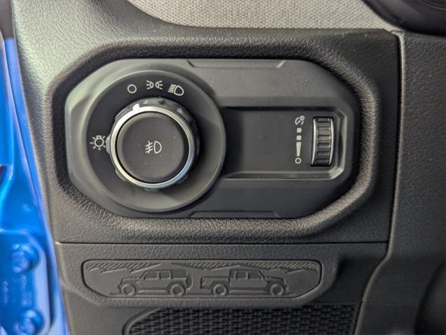 new 2025 Jeep Wrangler car, priced at $39,373
