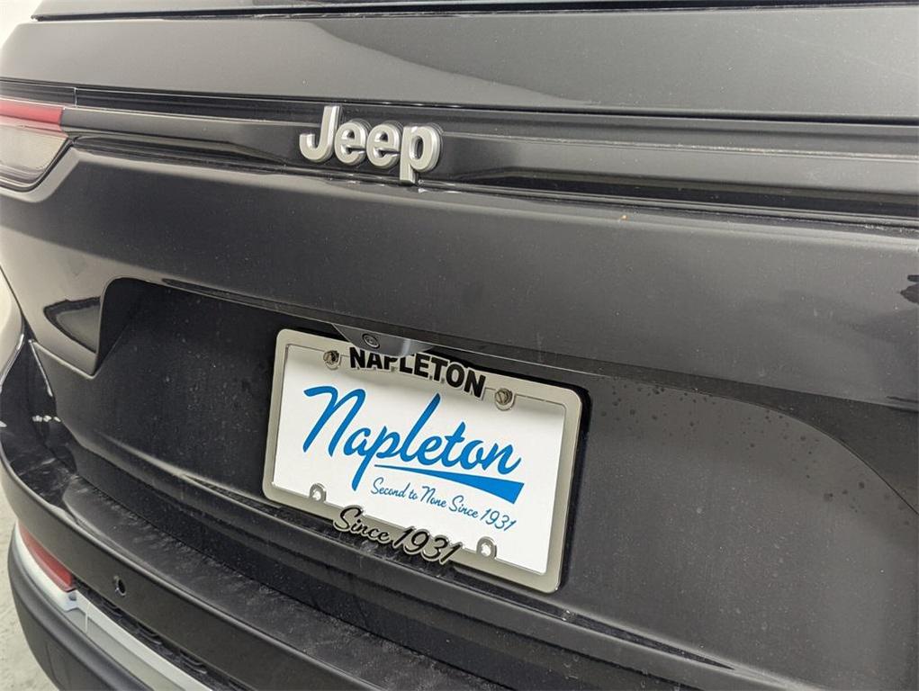 new 2025 Jeep Grand Cherokee car, priced at $31,203