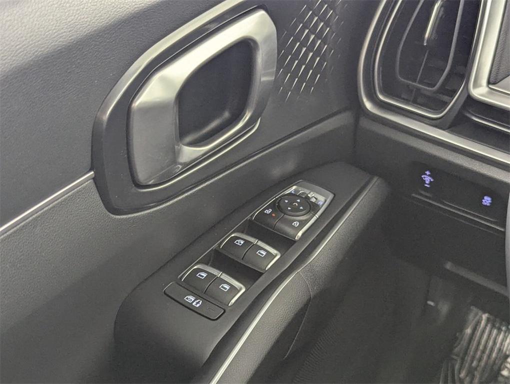 used 2024 Kia Sorento car, priced at $26,688