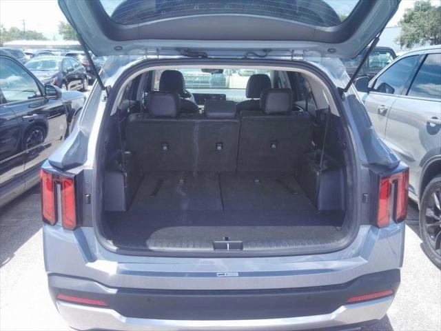 used 2024 Kia Sorento car, priced at $27,988