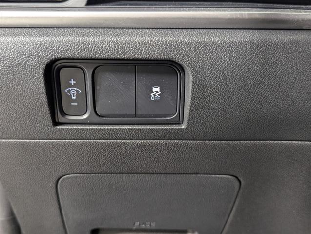 used 2024 Kia Sorento car, priced at $25,988