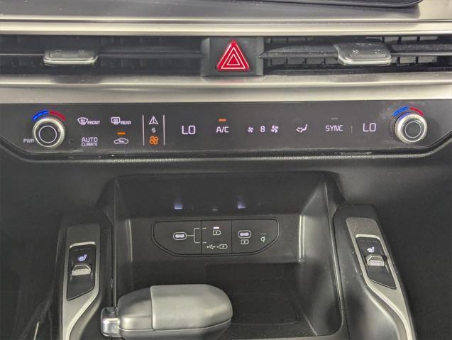 used 2024 Kia Sorento car, priced at $25,988