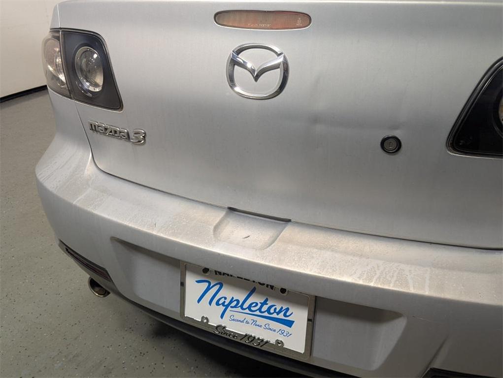 used 2009 Mazda Mazda3 car, priced at $3,992