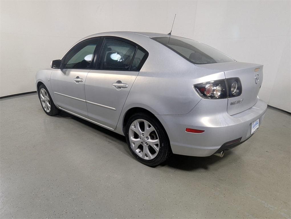 used 2009 Mazda Mazda3 car, priced at $3,992
