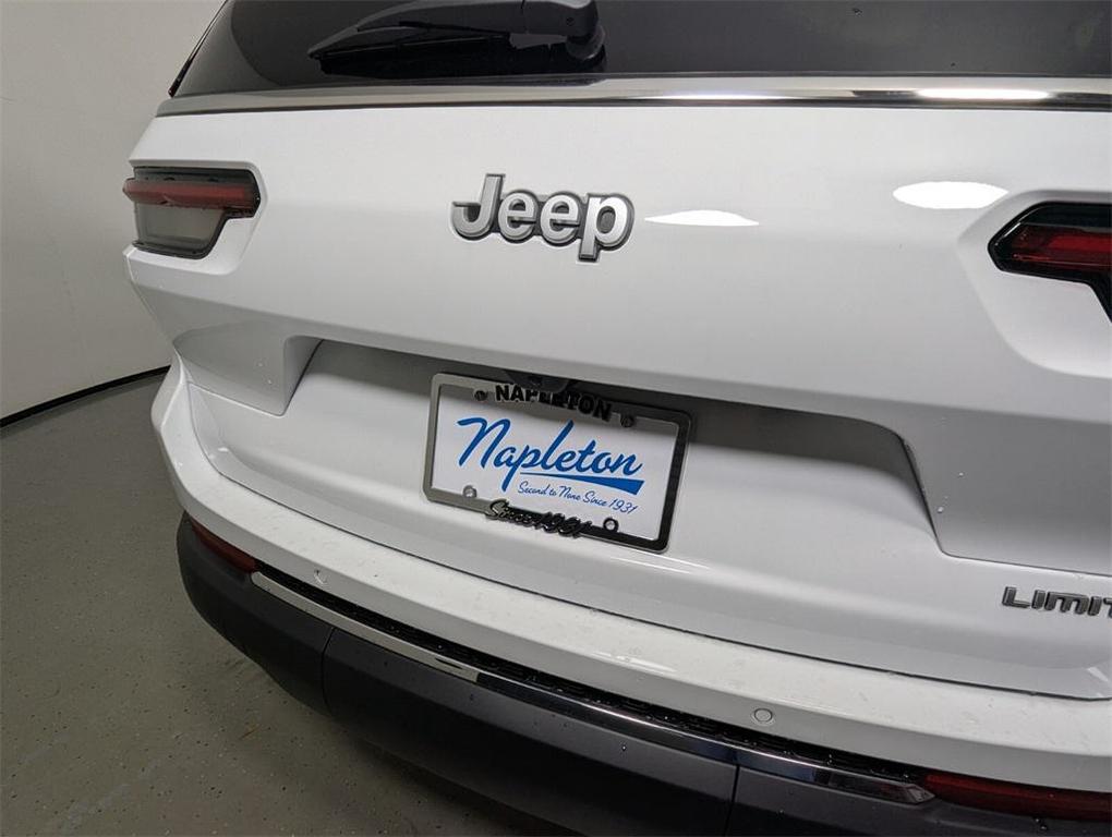 new 2025 Jeep Grand Cherokee L car, priced at $38,210