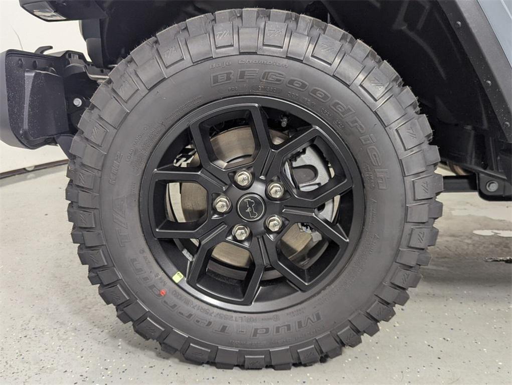 new 2025 Jeep Gladiator car, priced at $44,992