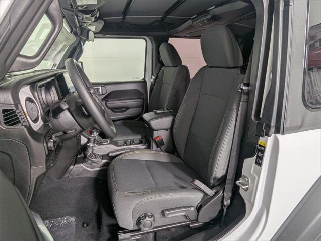 new 2025 Jeep Wrangler car, priced at $34,365