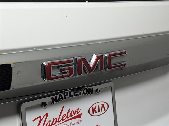 used 2022 GMC Yukon XL car, priced at $40,000