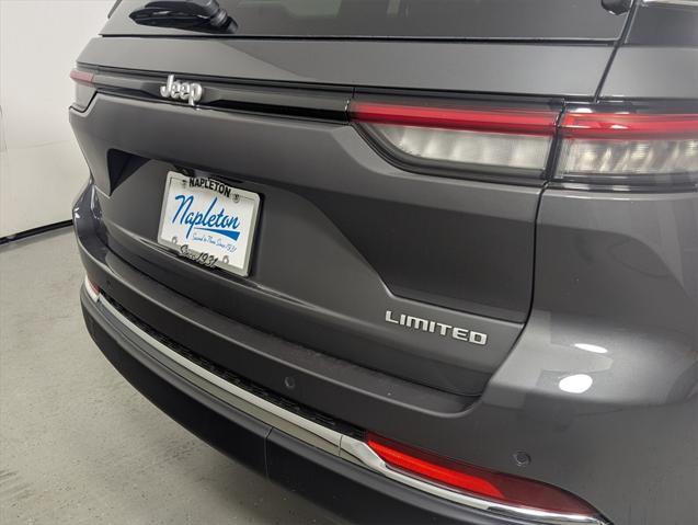 new 2025 Jeep Grand Cherokee car, priced at $37,651