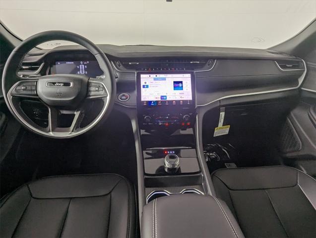 new 2025 Jeep Grand Cherokee car, priced at $37,651