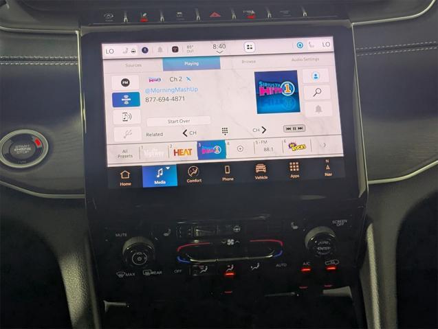 new 2025 Jeep Grand Cherokee car, priced at $37,651