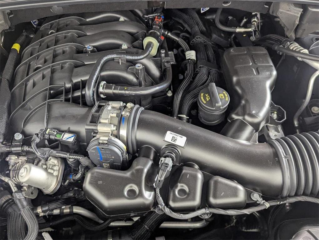 new 2025 Jeep Grand Cherokee car, priced at $37,196