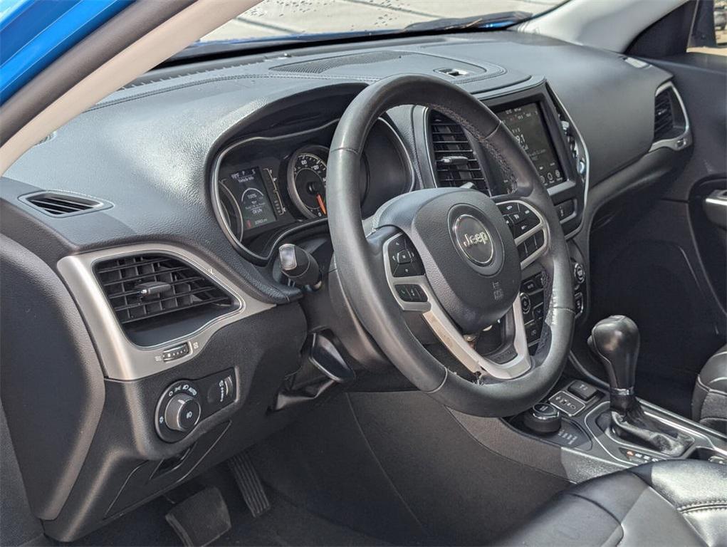 used 2022 Jeep Cherokee car, priced at $16,992