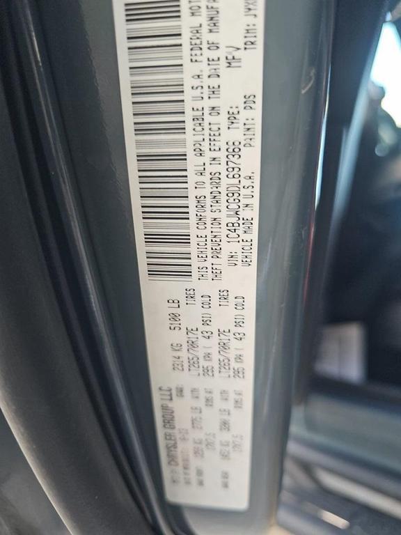 used 2013 Jeep Wrangler car, priced at $17,992