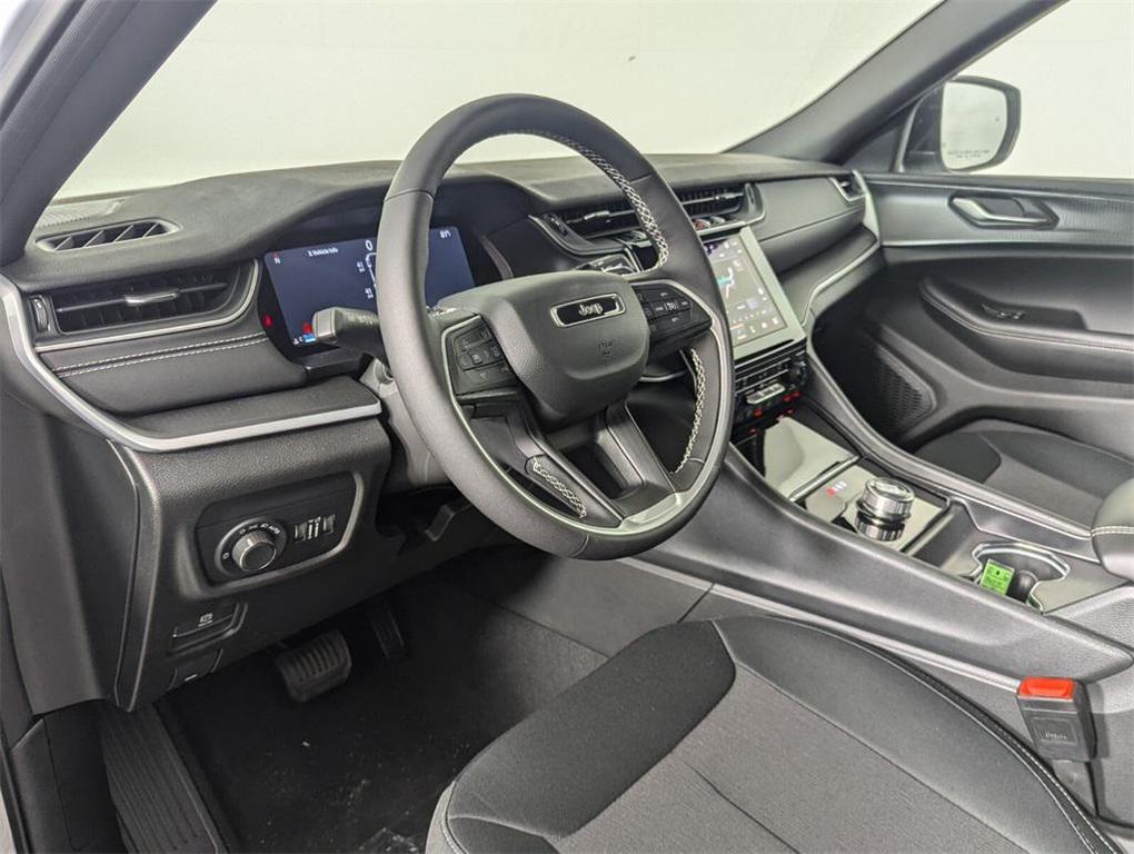 new 2025 Jeep Grand Cherokee L car, priced at $34,786