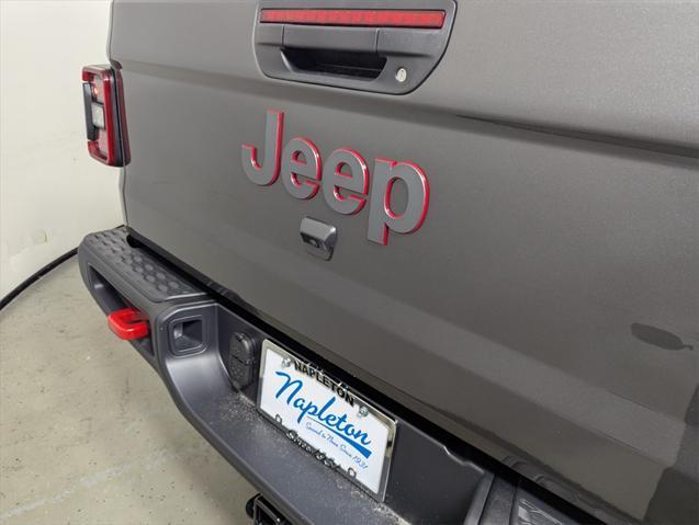 new 2025 Jeep Gladiator car, priced at $49,830