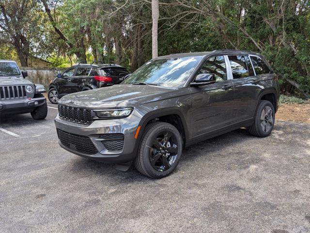 new 2025 Jeep Grand Cherokee car, priced at $41,925