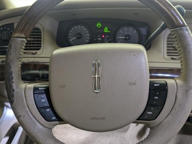 used 2007 Mercury Grand Marquis car, priced at $1,999