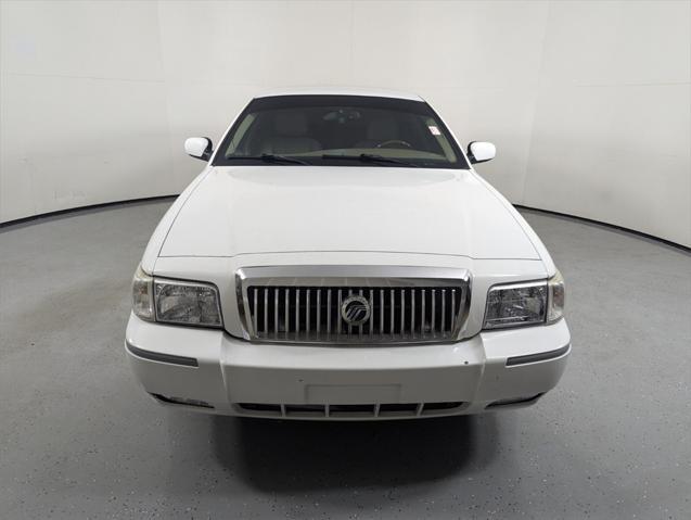 used 2007 Mercury Grand Marquis car, priced at $1,999