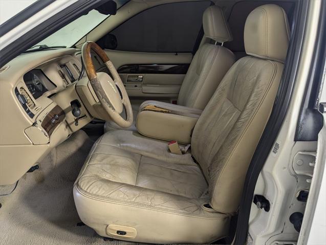 used 2007 Mercury Grand Marquis car, priced at $1,999