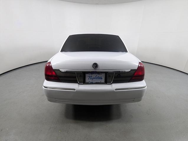 used 2007 Mercury Grand Marquis car, priced at $1,999